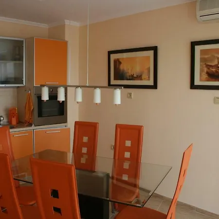 Private In Diamond Apartment *