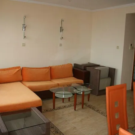 Private In Diamond Apartment *